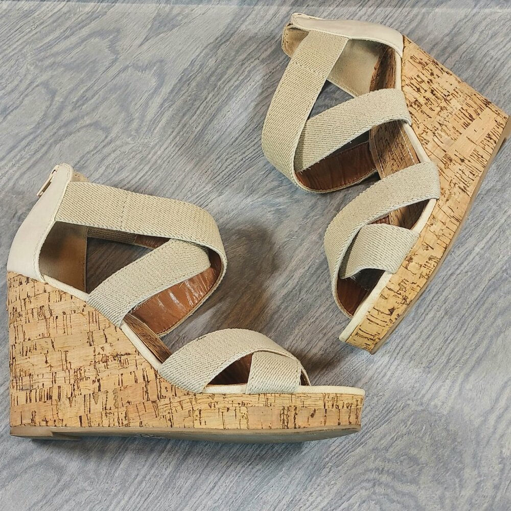 Unbranded Women's Sandals Strappy Wedge Heel Shoes Khaki Tan Rear Zipper Size 10